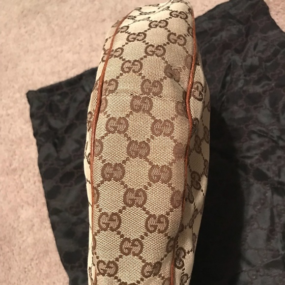 100% Authentic Gucci Bamboo Hobo Purse - Picture 2 of 6